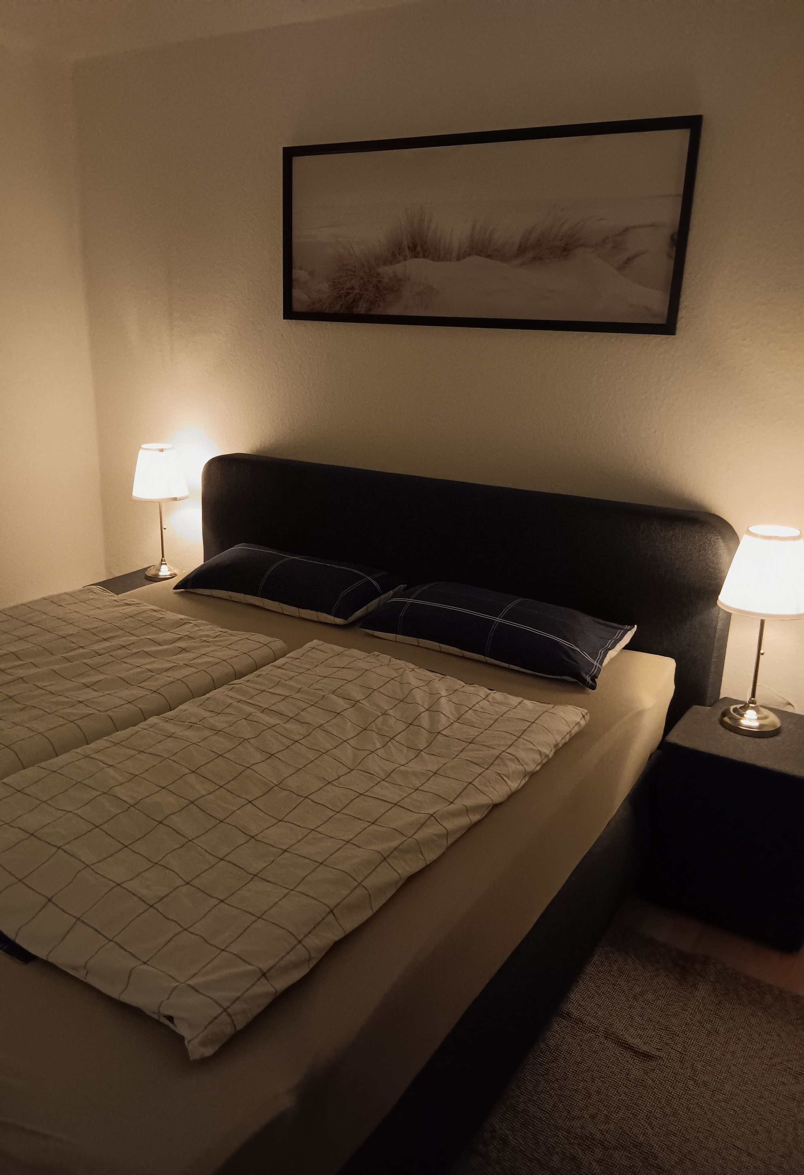 Das moderene Schlafzimmer unserer Ferienwohnung Zwergmöwe